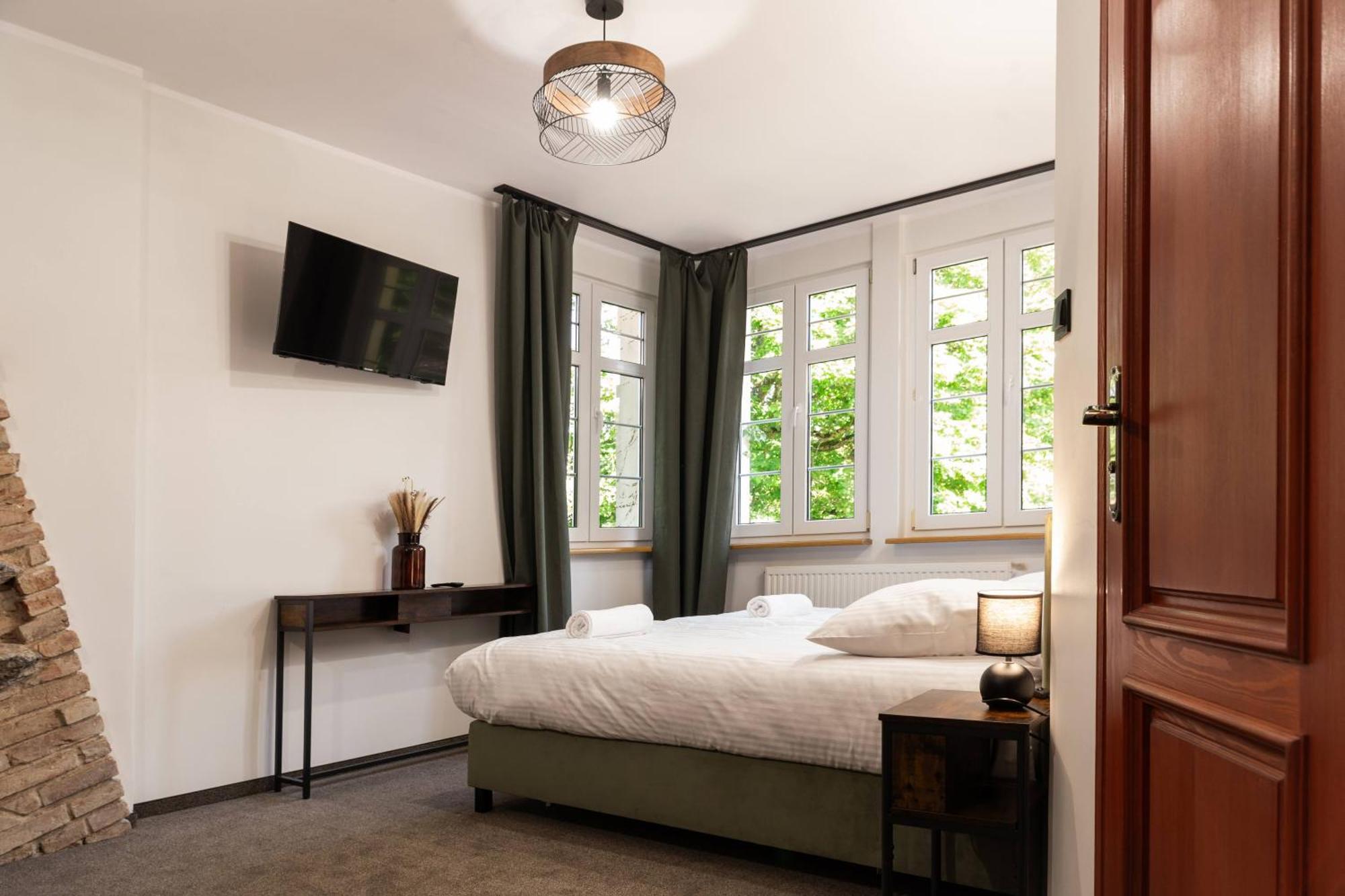 Zamek Nowecin Hotel Łeba Kültér fotó